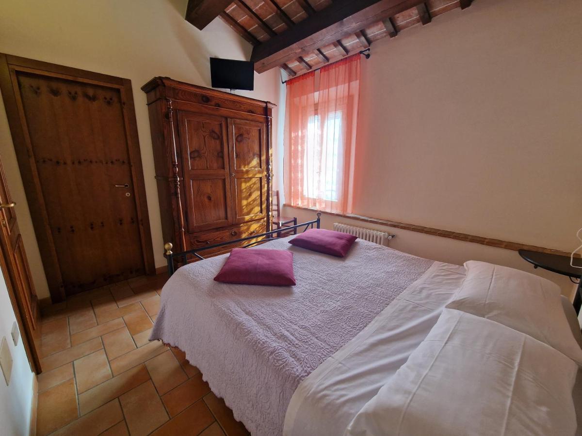 Agriturismo E Cantina La Sabbiona Faenza Kültér fotó